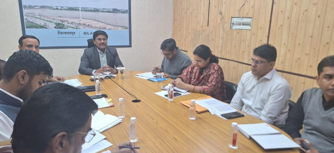 Collector reviewed the progress of paddy procurement